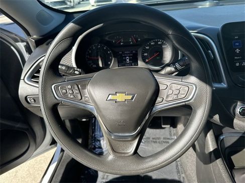 Used 2024 Chevrolet Malibu LT image 11