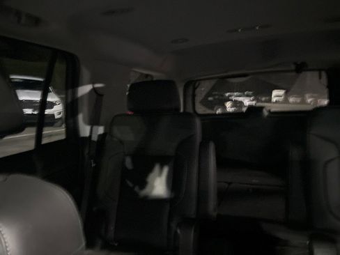 Used 2020 Chevrolet Tahoe LT image 17