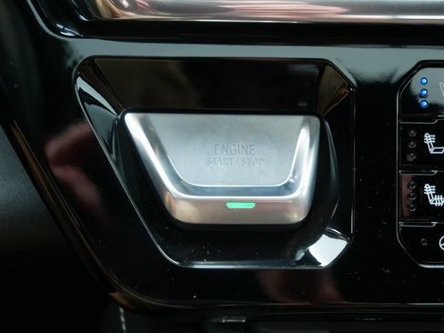 Certified 2025 GMC Sierra 1500 Denali Ultimate AWD/4WD image 27