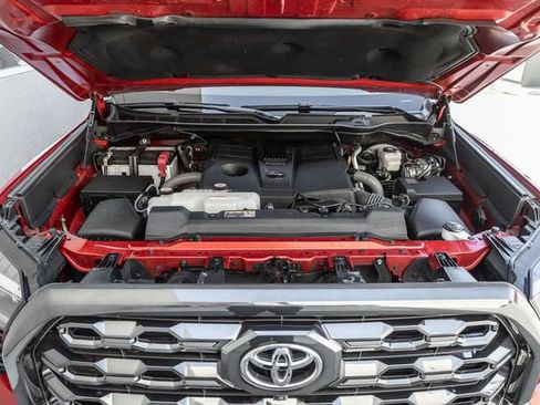Used 2023 Toyota Tundra Platinum AWD/4WD image 19