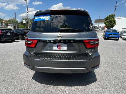 Used 2022 Nissan Armada Platinum w/ Captain's Chairs Package AWD/4WD image 5