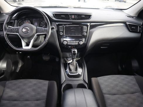 Certified 2021 Nissan Rogue Sport SV image 16