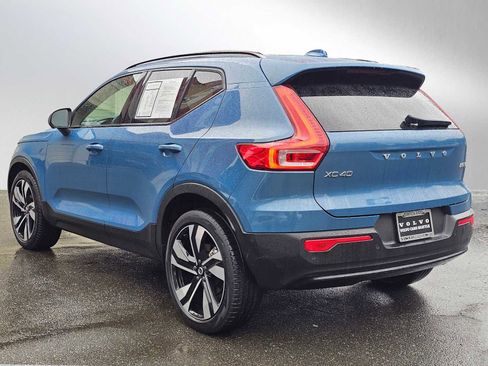 Certified 2023 Volvo XC40 B5 Ultimate w/ Protection Package Premier AWD/4WD image 5