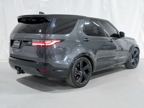 Used 2023 Land Rover Discovery HSE R-Dynamic AWD/4WD image 6