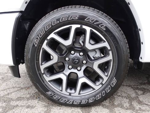 Used 2025 RAM 1500 Laramie w/ Sport Appearance Package AWD/4WD image 58