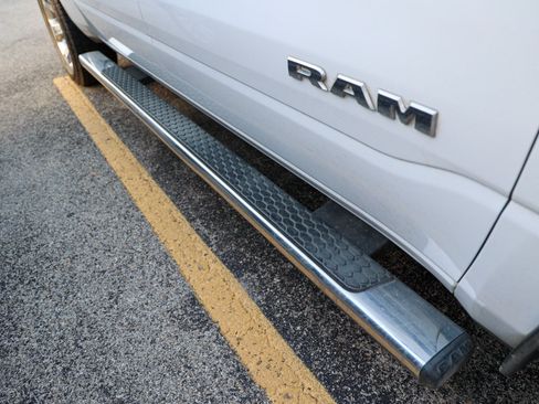 Used 2020 RAM 1500 Lone Star RWD image 14