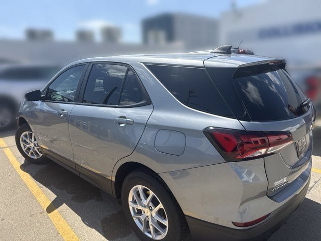 Used 2024 Chevrolet Equinox LS w/ LS Convenience Package AWD/4WD image 38