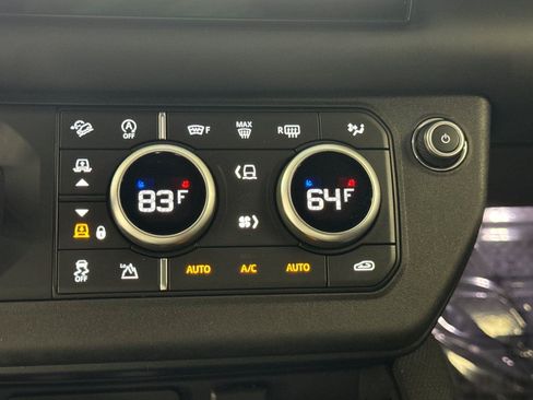 Used 2023 Land Rover Defender 110 Carpathian Edition AWD/4WD image 20