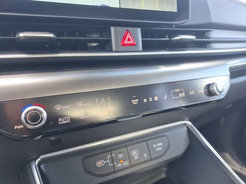 New 2026 Kia Carnival SX Prestige image 22