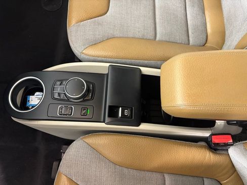 Used 2017 BMW i3 image 39