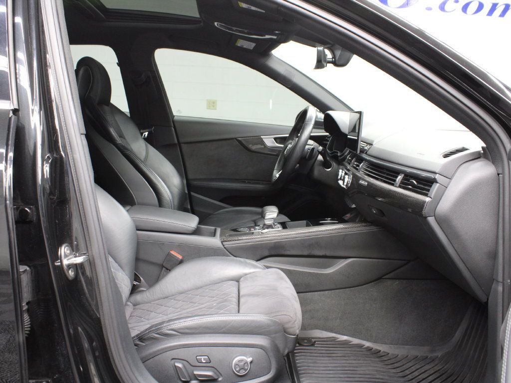 Used 2022 Audi S4 Premium Plus w/ Premium Plus Package AWD/4WD image 35