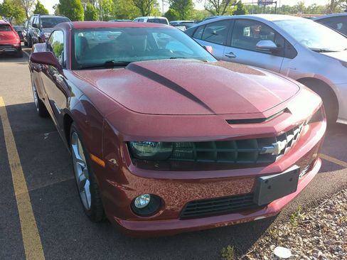 Used 2011 Chevrolet Camaro SS RWD image 2