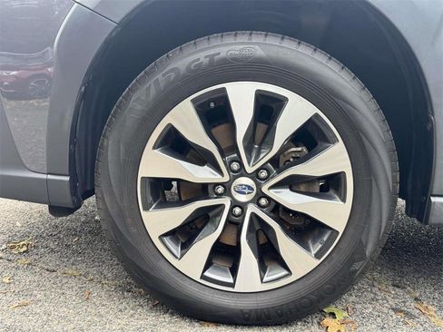 Used 2023 Subaru Outback Limited image 9