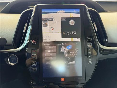 Used 2019 Toyota Prius Limited w/ Premium Convenience Package FWD image 12