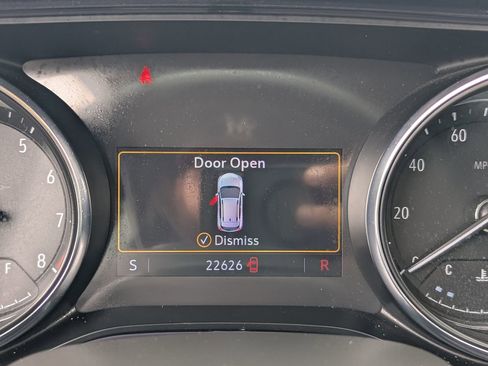 Used 2023 Buick Encore GX Preferred FWD image 31