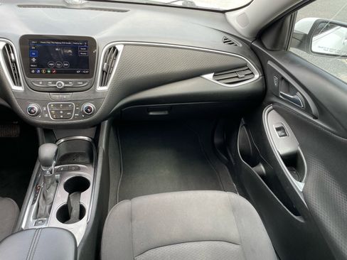 Used 2023 Chevrolet Malibu LT w/ Driver Confidence Package image 6