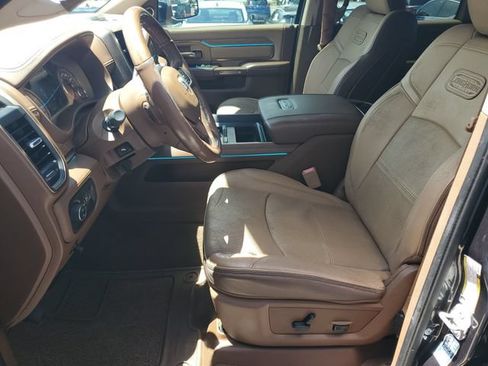 Used 2019 RAM 2500 Limited AWD/4WD image 25