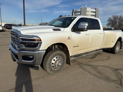 Used 2025 RAM 3500 Laramie w/ Max Tow Package image 6