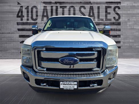 Used 2014 Ford F250 Lariat w/ Lariat Ultimate Package AWD/4WD image 5