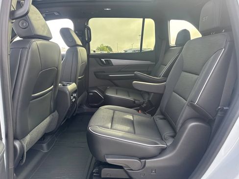 New 2026 Buick Enclave Sport Touring w/ Power Package FWD image 12