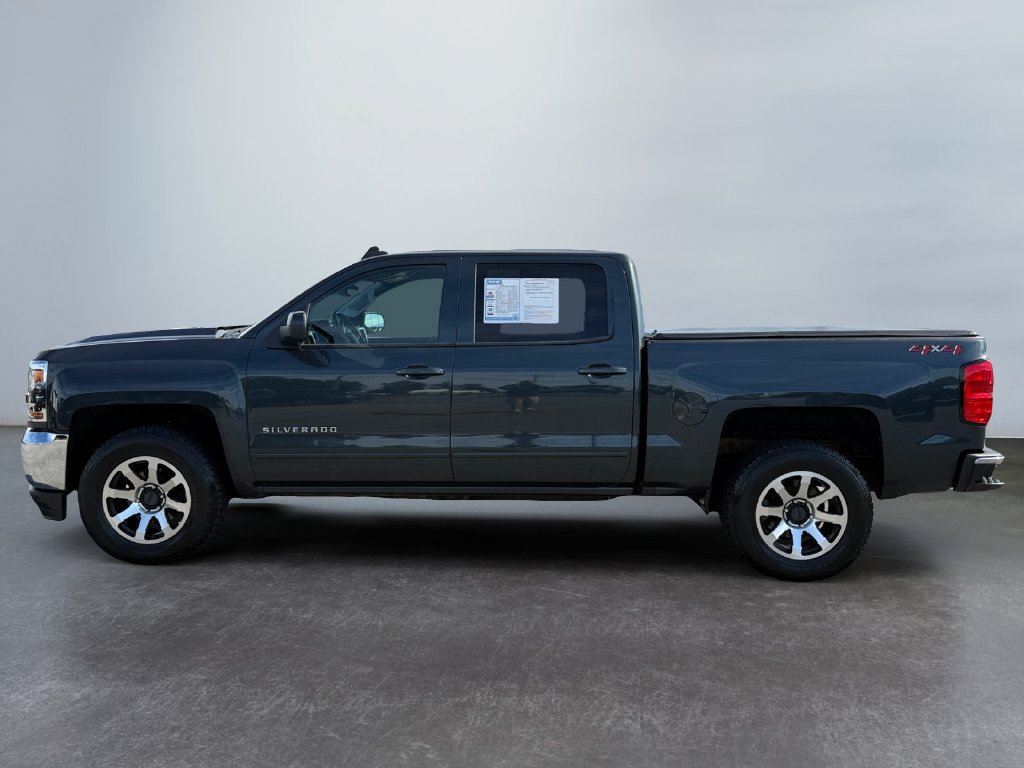 Used 2018 Chevrolet Silverado 1500 LT w/ LT Eassist Package AWD/4WD image 6