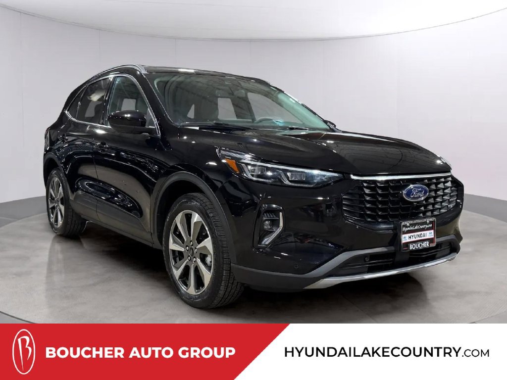 Used 2023 Ford Escape Platinum AWD/4WD image 1