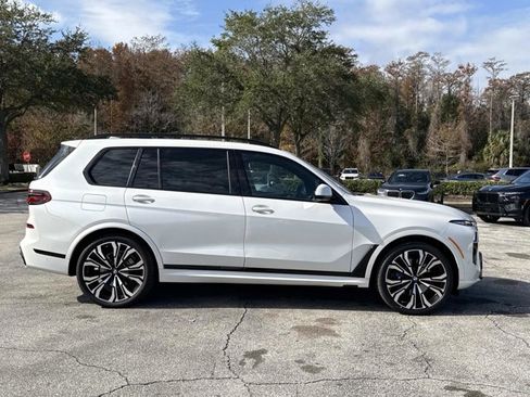 Certified 2024 BMW X7 xDrive40i w/ Executive Package image 2