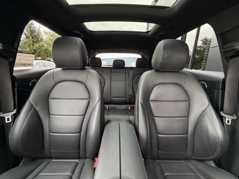 Used 2022 Mercedes-Benz GLC 300 4MATIC image 58