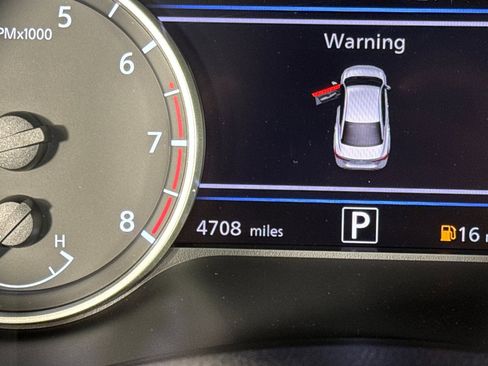 Used 2025 Nissan Sentra SV FWD image 21