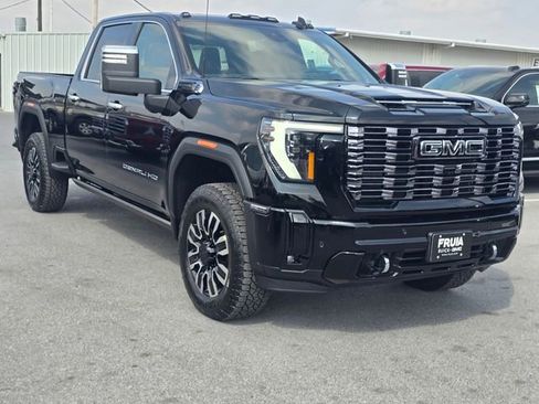 New 2026 GMC Sierra 2500 Denali Ultimate image 4