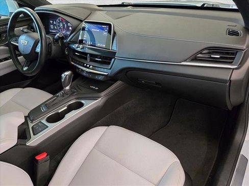 Used 2022 Cadillac CT4 Premium Luxury RWD image 21