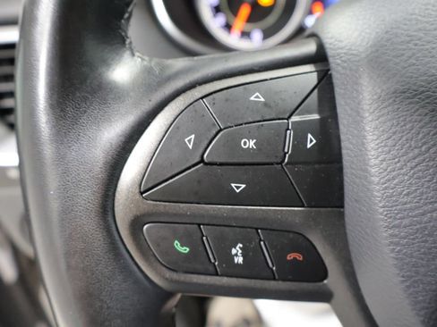 Used 2021 Jeep Cherokee Trailhawk w/ Technology Group AWD/4WD image 32