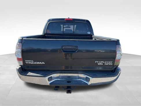 Used 2010 Toyota Tacoma PreRunner image 8