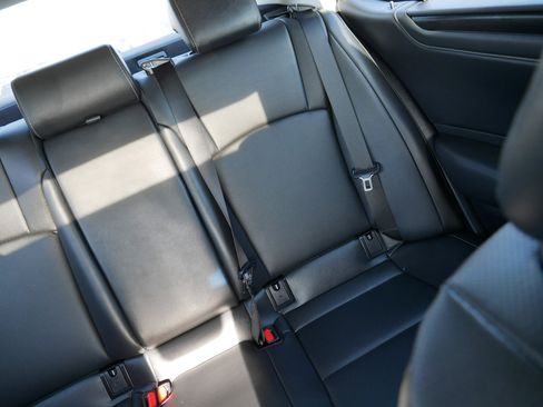 Used 2024 Lexus ES 250 w/ Premium Package image 14