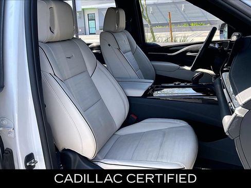 Used 2024 Cadillac Escalade Sport w/ Touring Package AWD/4WD image 9