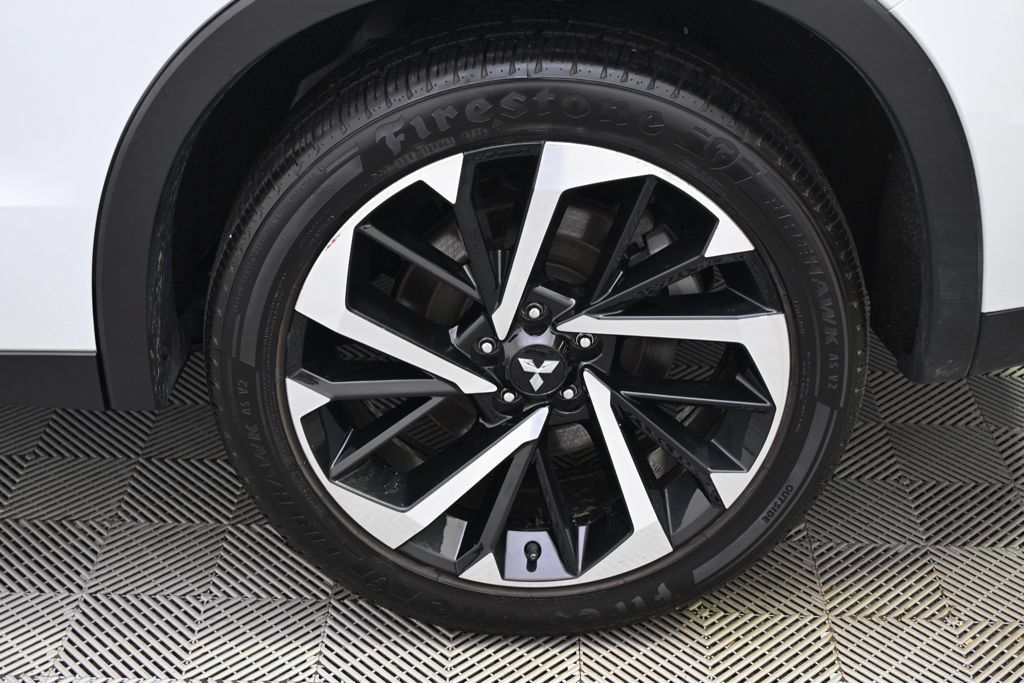 Used 2024 Mitsubishi Outlander SE AWD/4WD image 20