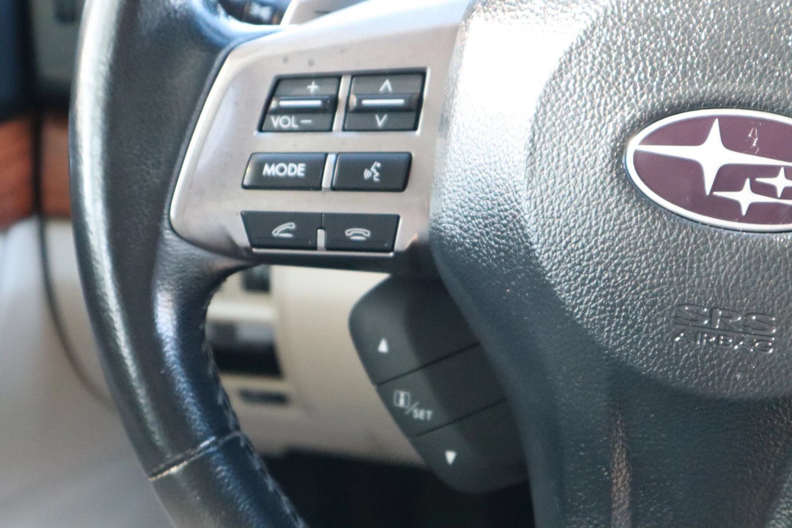 Used 2014 Subaru Outback 3.6R Limited AWD/4WD image 24