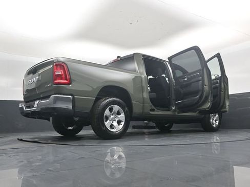 New 2026 RAM 1500 4x4 Crew Cab image 51