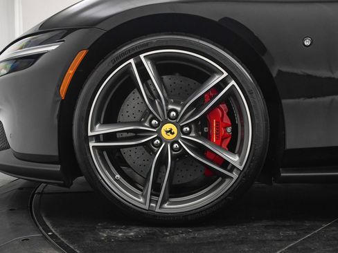 Used 2023 Ferrari Roma Nero Daytona image 35