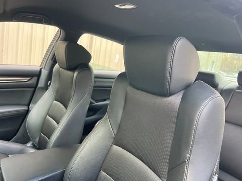 Used 2019 Honda Accord Sport image 13