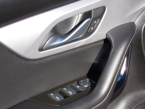 Used 2024 Chevrolet Blazer LT w/ Convenience Package image 11