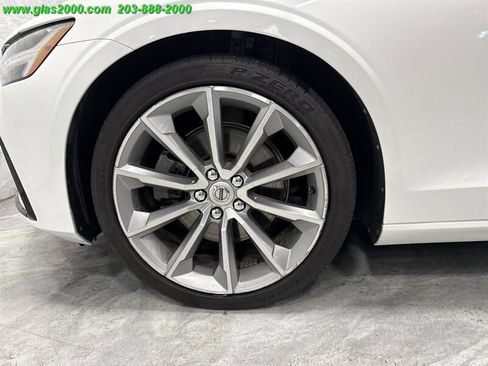 Used 2021 Volvo S60 T5 Momentum image 15