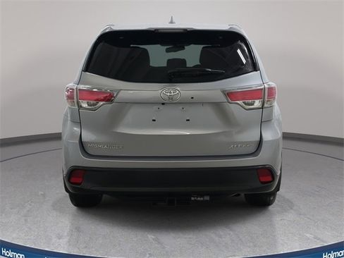 Used 2015 Toyota Highlander XLE image 7