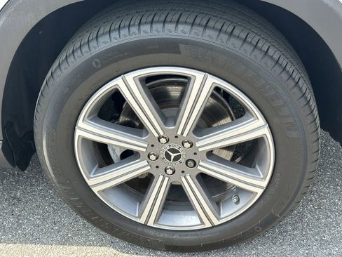 Used 2023 Mercedes-Benz GLS 450 4MATIC image 24