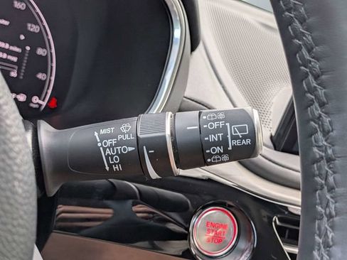 Certified 2025 Acura MDX FWD w/ Technology Package image 33
