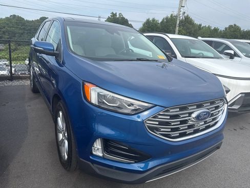 Used 2020 Ford Edge Titanium AWD/4WD image 5