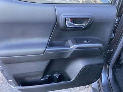 Used 2023 Toyota Tacoma TRD Sport image 22