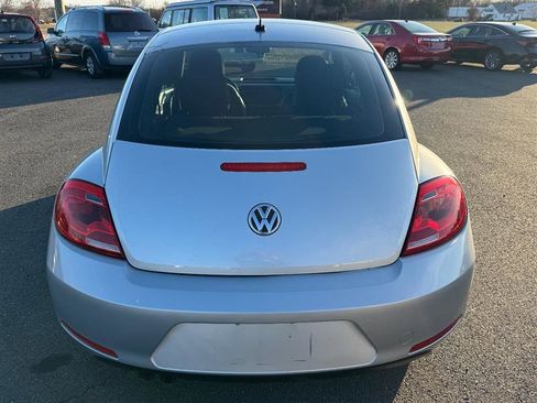 Used 2012 Volkswagen Beetle 2.5 image 14