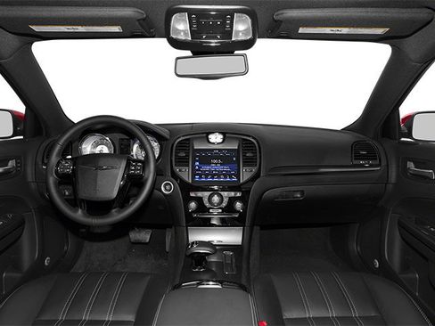 Used 2014 Chrysler 300 S image 10