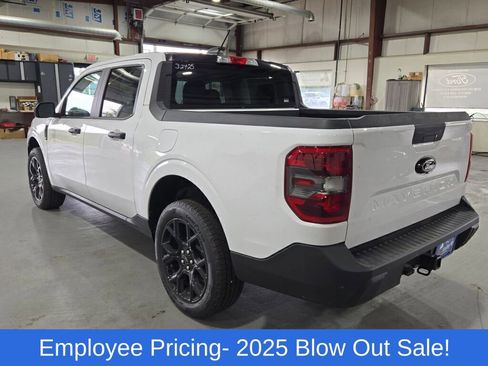 New 2025 Ford Maverick XLT w/ XLT Luxury Package AWD/4WD image 17